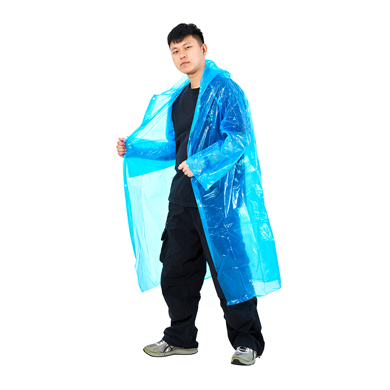 Impermeable desechable con parte delantera abierta